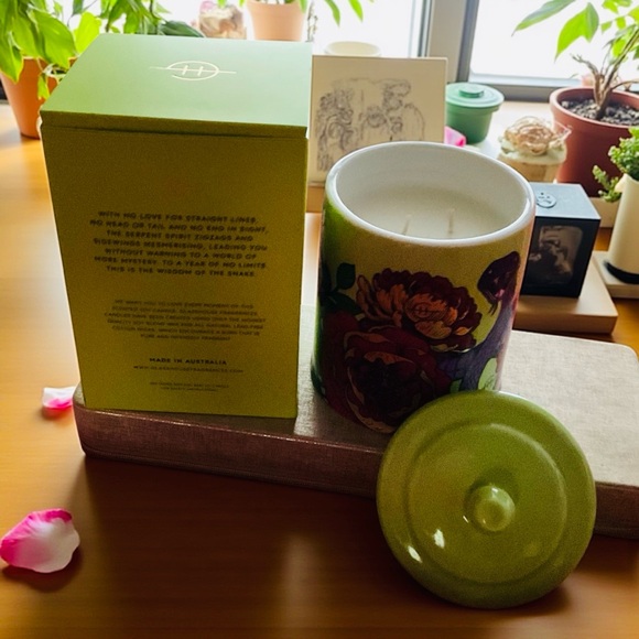 Glasshouse Fragrances ‘Wisdom of the Snake’ Candle 🐍 Limited Edition - Picture 3 of 5